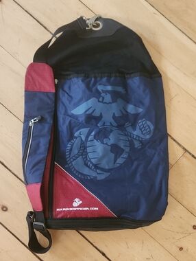 Licensed USMC Marines barrel bag backp